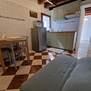 Apartment Veneziacentopercento &, Venice